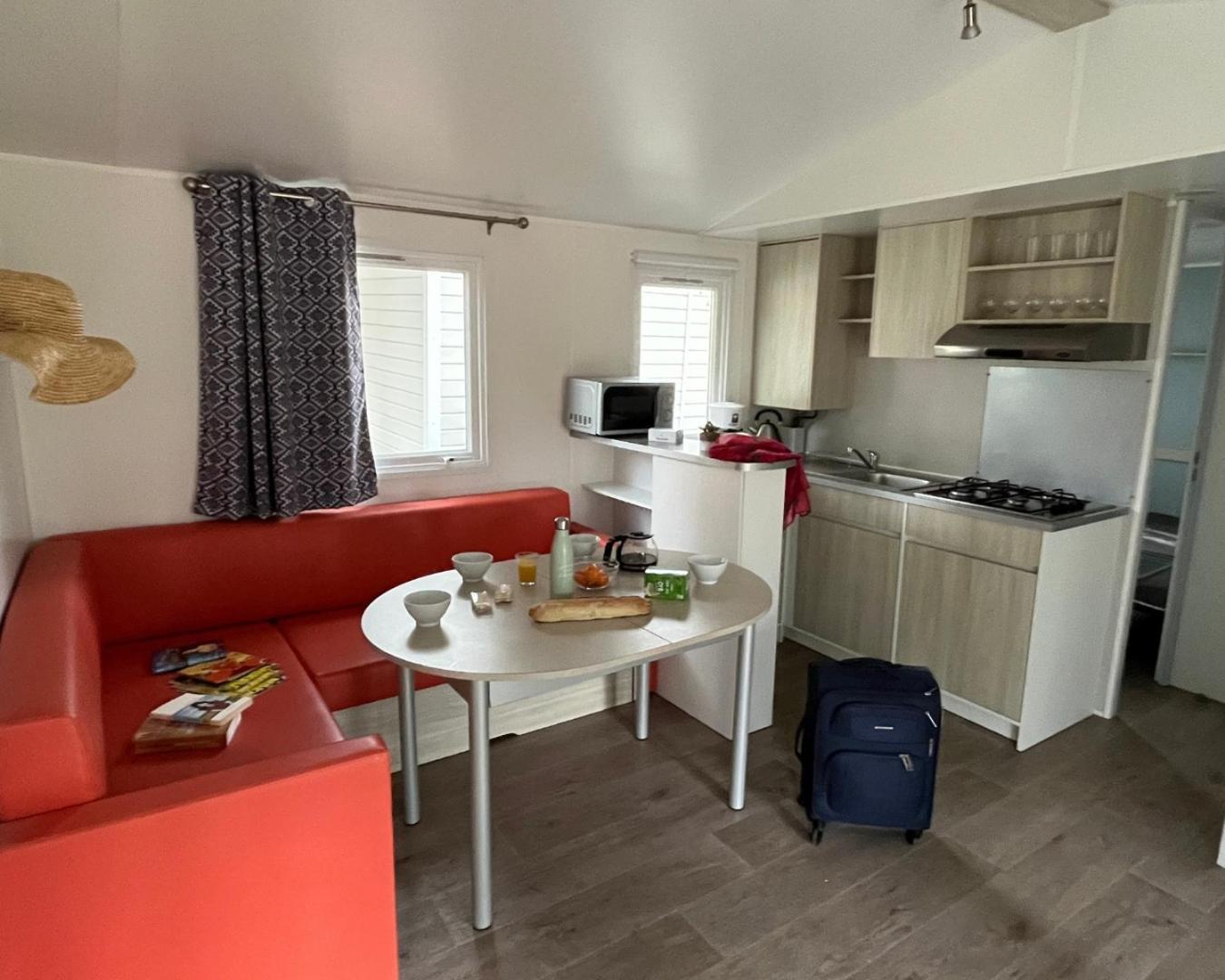 Camping Le Relais Du Leman Messery Exterior photo